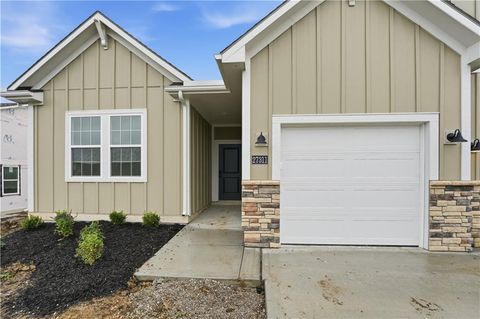 12405 S Acacia Drive, Lee\'s Summit, MO 64086 - MLS#: 2614971