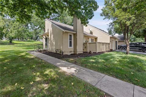 Photo of 12218 Holmes Lane, Kansas City, MO 64146 (MLS # 2637352)