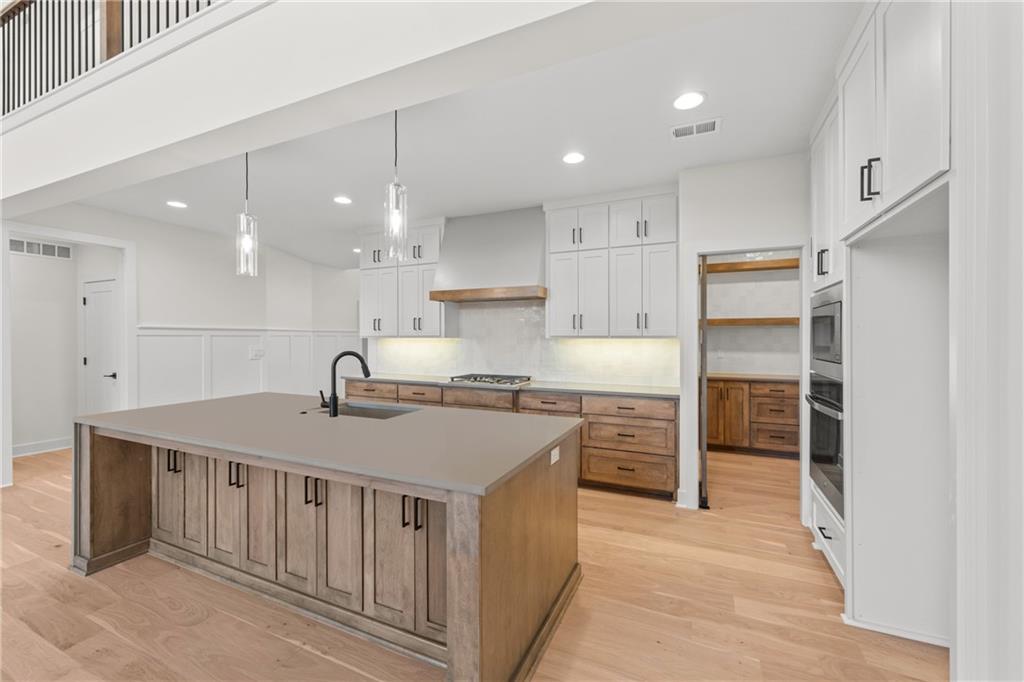 16932 Parkhill Street