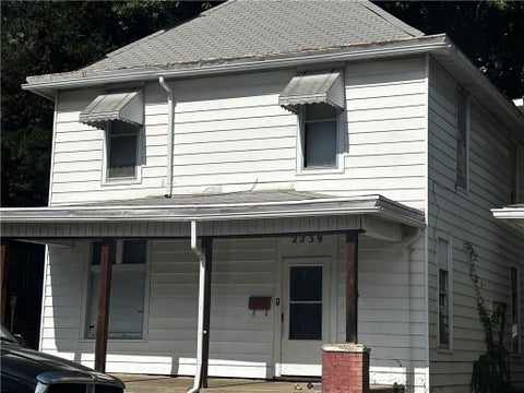 Photo of 2239 JULES Street, St Joseph, MO 64501 (MLS # 2646804)