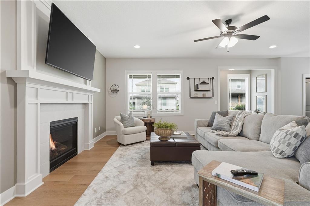 16872 W 164th Terrace