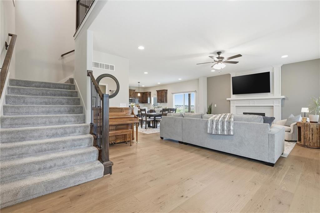 16872 W 164th Terrace