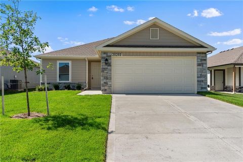 Photo of 20222 W 195th Street, Spring Hill, KS 66083 (MLS # 2617359)