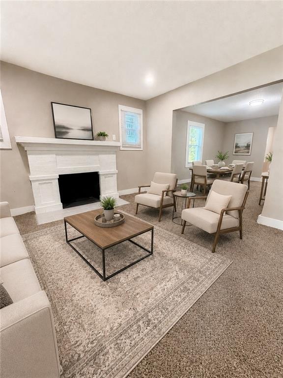 5337-5339 Paseo Boulevard