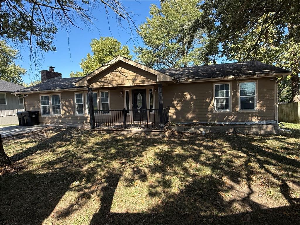 1413 COUNTRY CLUB Drive