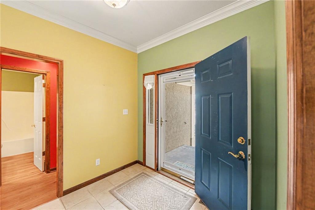 2448 SW Golf View Court