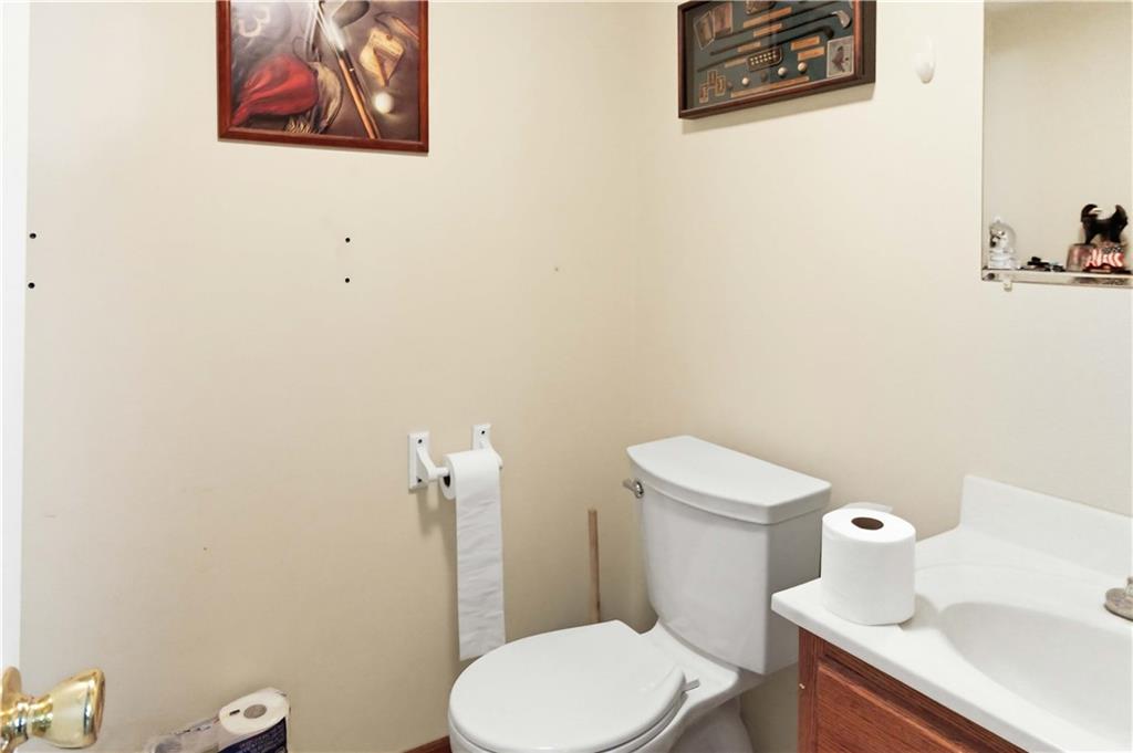 15588 Crestwood Drive