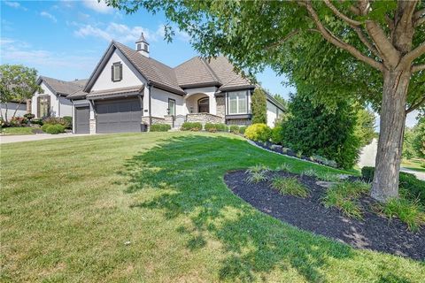 114 Wolsey Bridge Parkway Loch Lloyd MO 64012