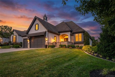 114 Wolsey Bridge Parkway Loch Lloyd MO 64012