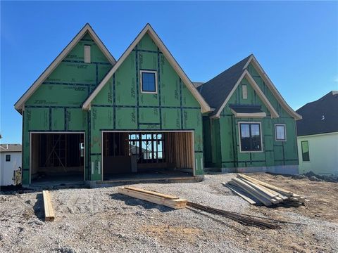 17017 Parkhill Street, Overland Park, KS 66221 - MLS#: 2525170