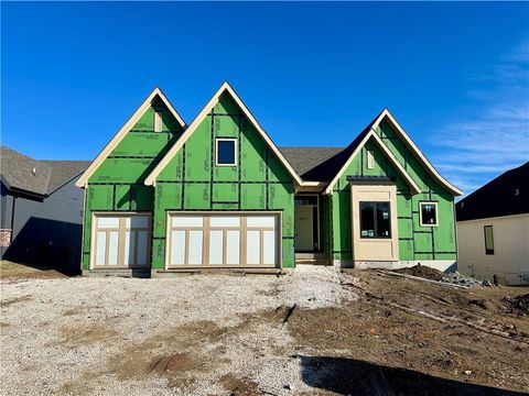 17017 Parkhill Street, Overland Park, KS 66221 - MLS#: 2525170