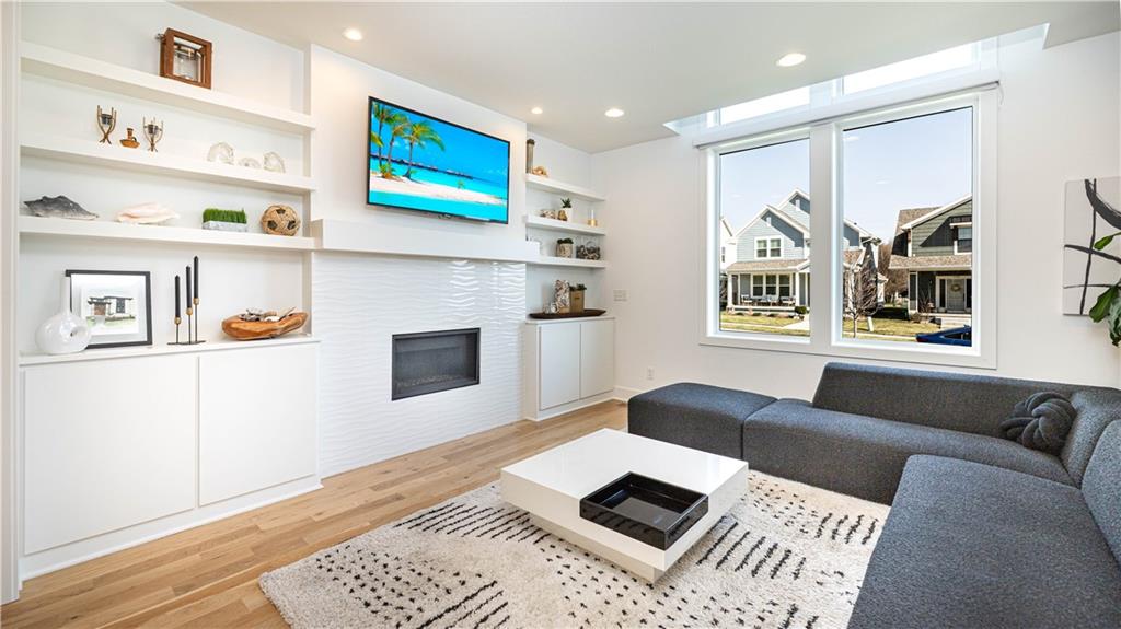 1032 SW Armie Street