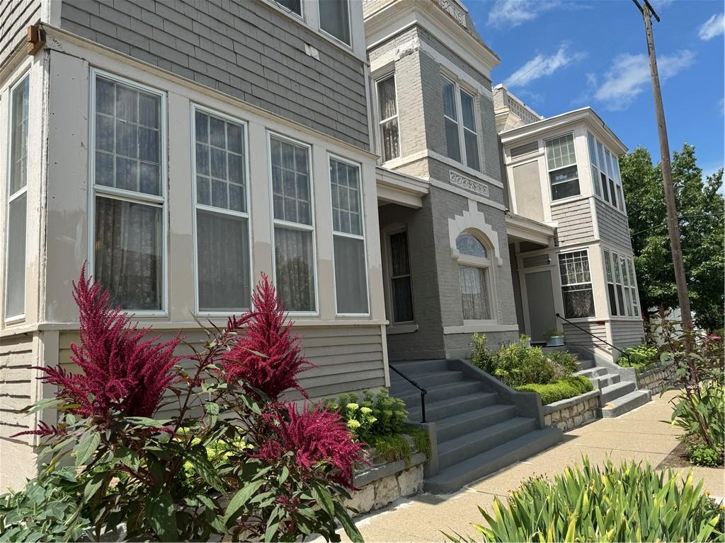 St Joseph, Missouri 64501, United States, ,Residential,Pending,48079