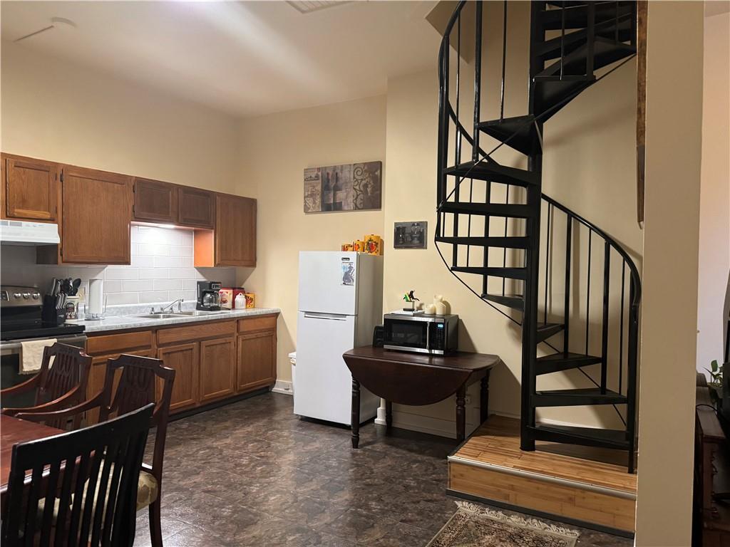 St Joseph, Missouri 64501, United States, ,Residential,Pending,48079