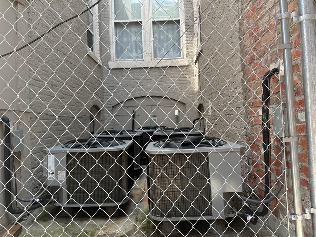 St Joseph, Missouri 64501, United States, ,Residential,Pending,48079