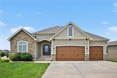 Photo of 9000 N Seymour Avenue, Kansas City, MO 64153 (MLS # 2626536)