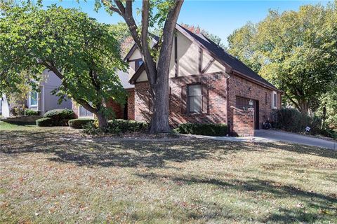 3516 NW Primrose Lane Lee's Summit MO 64064