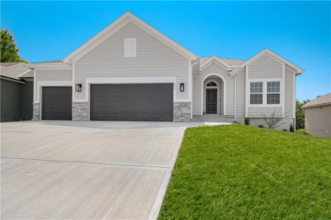 623 E 13th Street, Kearney, MO 64060 - MLS#: 2628366