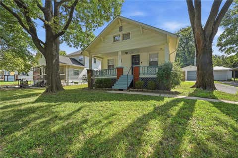Photo of 111 S Huttig Avenue, Independence, MO 64053 (MLS # 2633066)