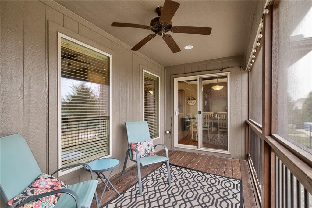 18302 W 194th Terrace