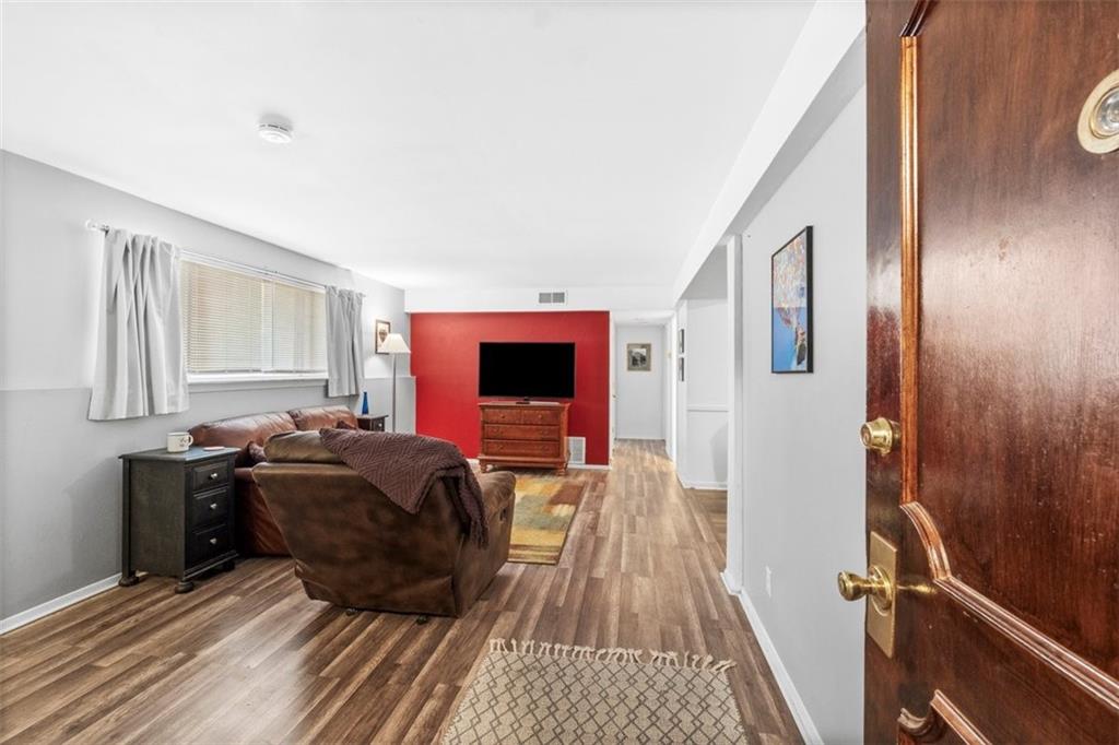 8215 Santa Fe Drive 10