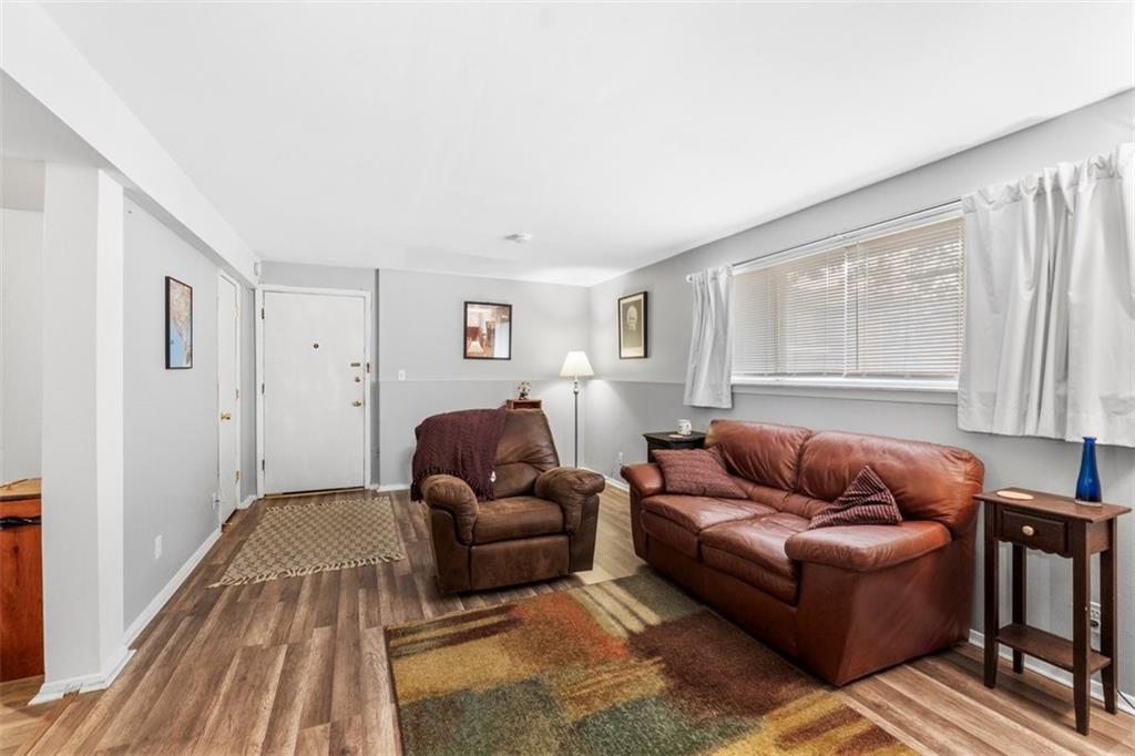 8215 Santa Fe Drive 10