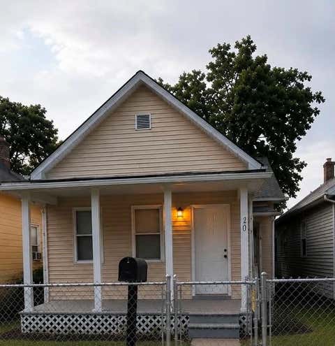 Photo of 210 Osage Street, Leavenworth, KS 66048 (MLS # 2629197)