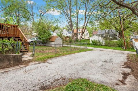 Tiny photo for 618 Dixie Street, Liberty, MO 64068 (MLS # 2614712)