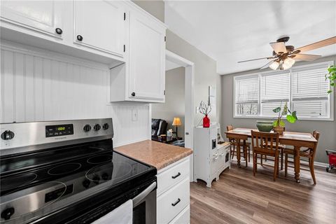 Tiny photo for 618 Dixie Street, Liberty, MO 64068 (MLS # 2614712)