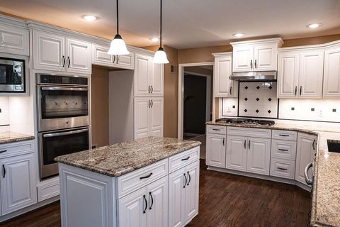 4308 NE 61st Court, Kansas City, MO 64119 - MLS#: 2568430