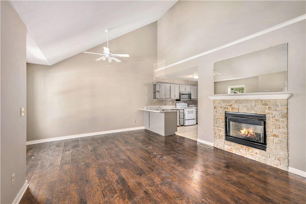 8636-8638 NW Waukomis Drive