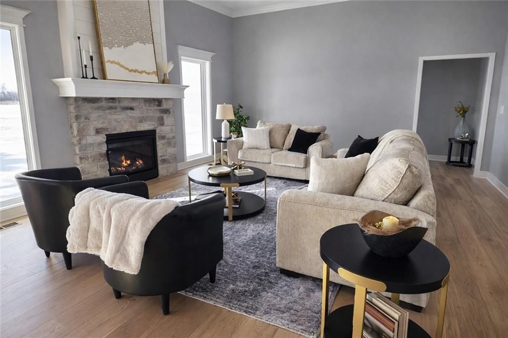 Photo of 10224 Winchester Avenue, Kansas City, MO 64155 (MLS # 2598469)