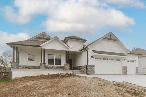 3116 SW Summit View Trail Lee's Summit MO 64082
