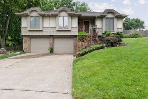 Photo of 6401 N Park Avenue, Kansas City, MO 64118 (MLS # 2626561)