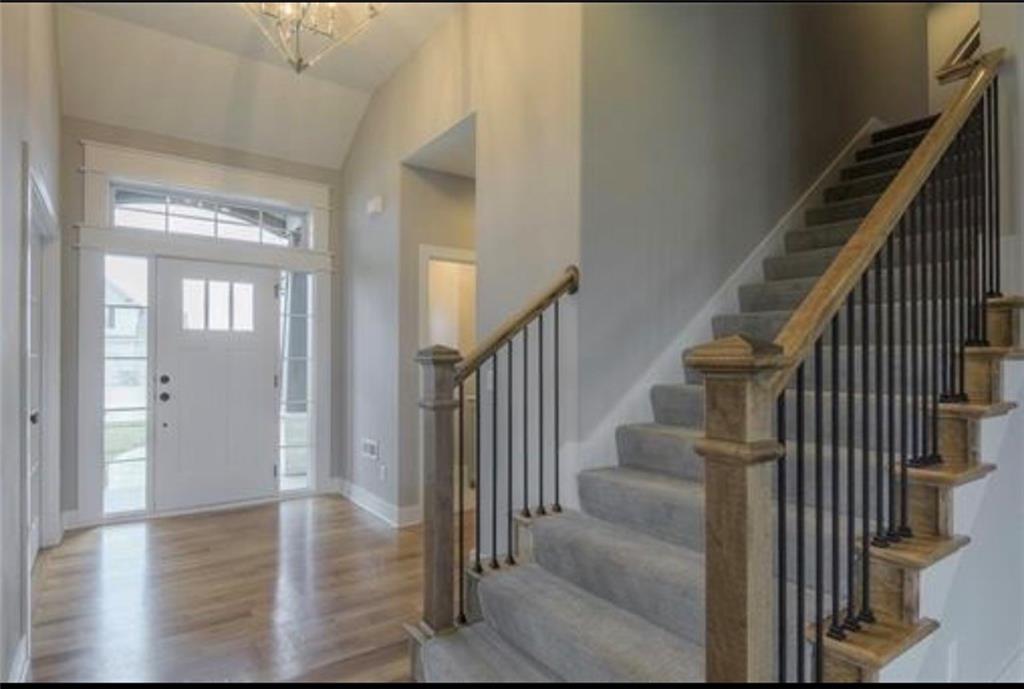 1305 Mulberry Street