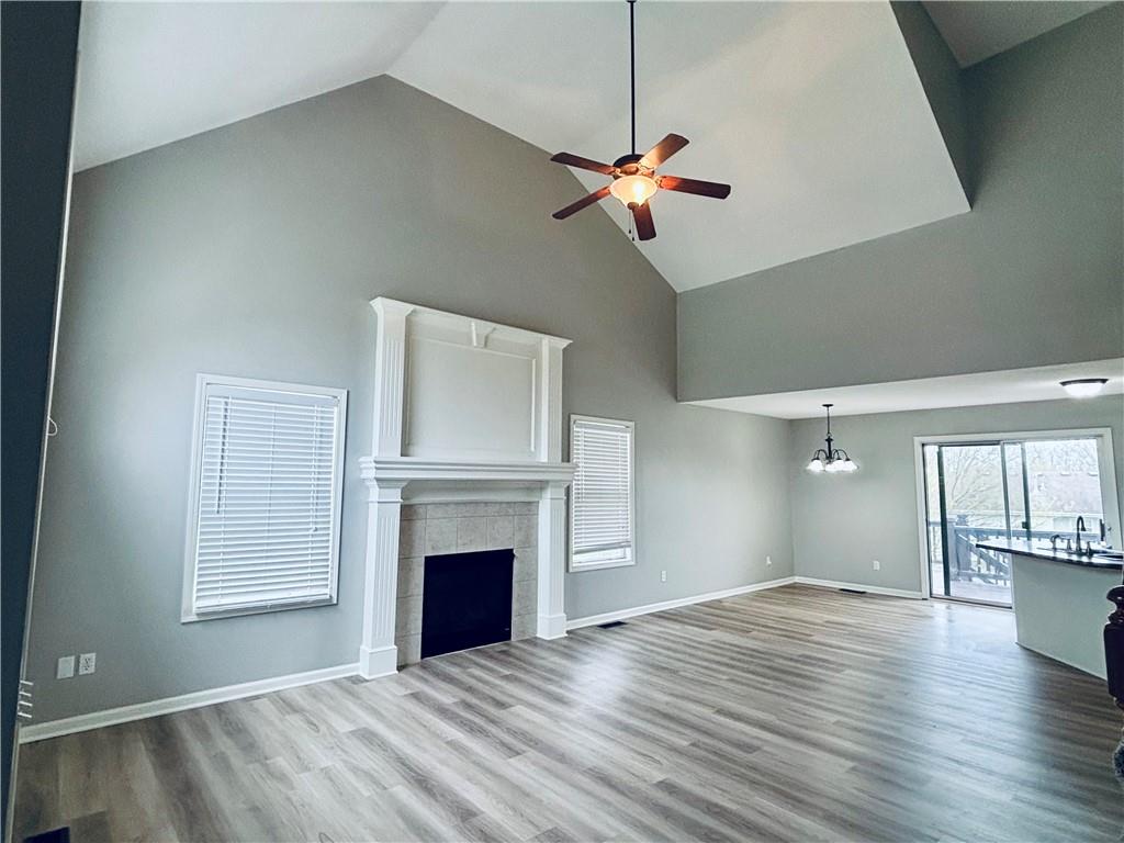 709 N ROCKWELL Avenue