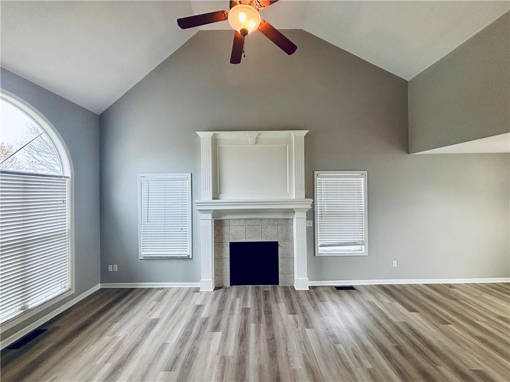 709 N ROCKWELL Avenue