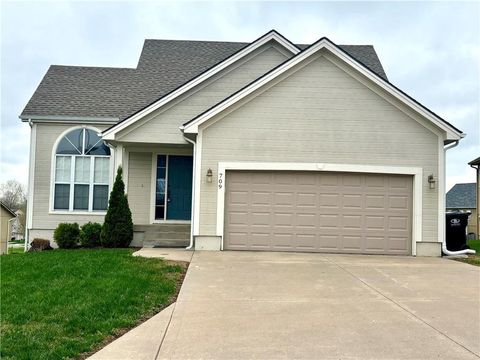 709 N ROCKWELL Avenue Independence MO 64056