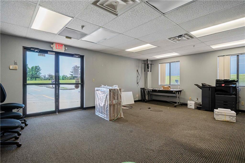 St Joseph, Missouri 64507, United States, ,Commercial,Pending,56816