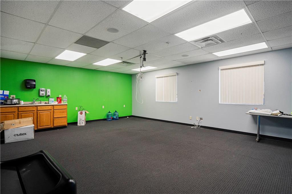 St Joseph, Missouri 64507, United States, ,Commercial,Pending,56816
