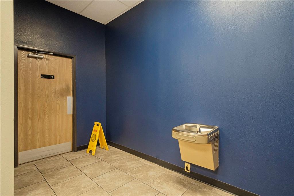 St Joseph, Missouri 64507, United States, ,Commercial,Pending,56816