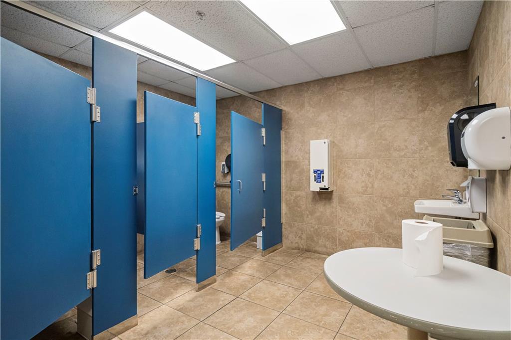 St Joseph, Missouri 64507, United States, ,Commercial,Pending,56816