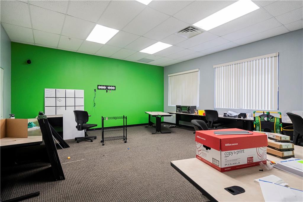 St Joseph, Missouri 64507, United States, ,Commercial,Pending,56816