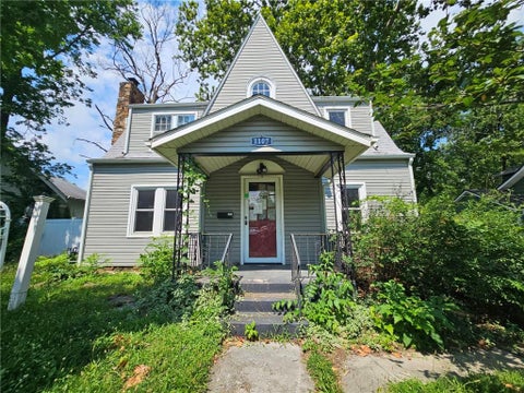 Photo of 1107 S Maple Street, Carthage, MO 64836 (MLS # 2648651)