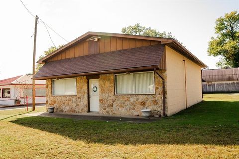 1000 4th Street Altamont KS 67330