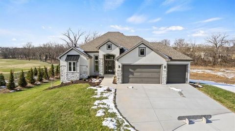 4722 Clubhouse Drive Basehor KS 66007