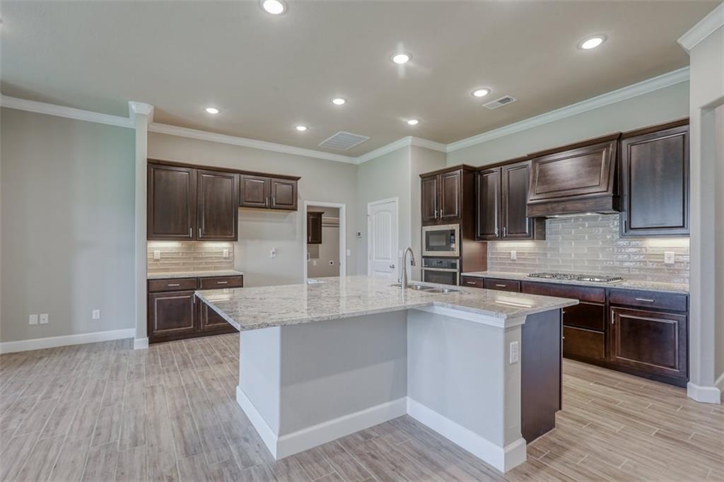 18540 W 195 Terrace