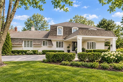 Photo of 1287 W 61st Terrace, Kansas City, MO 64113 (MLS # 2646527)