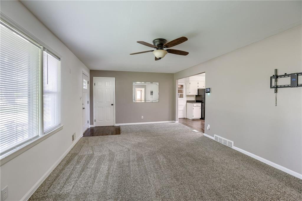 2413 Queen Ridge Drive