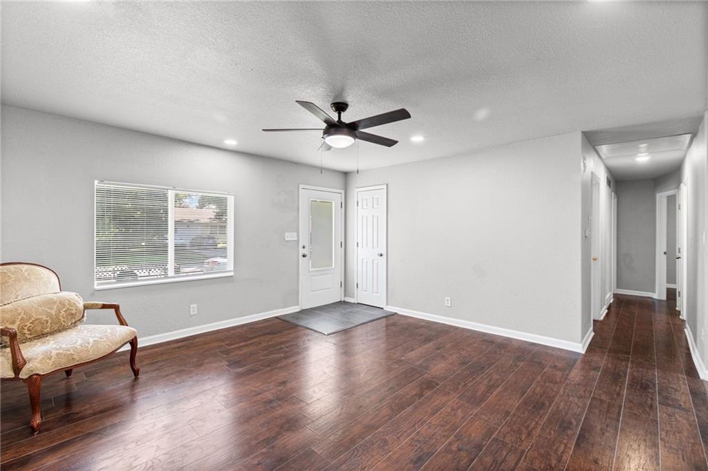 703 W 28th Street N
